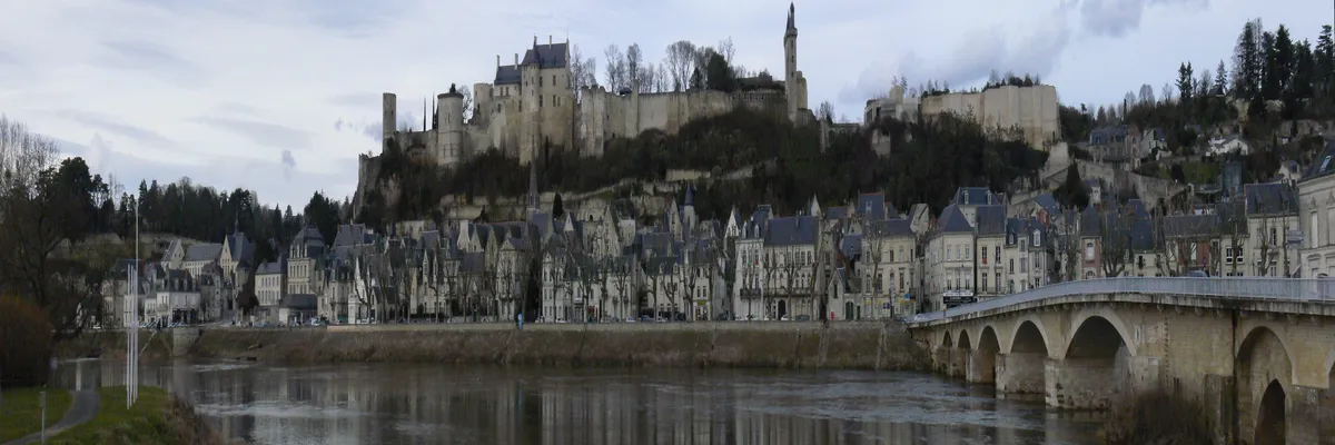 Image Fabricant abri de piscine Chinon