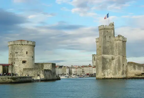 Abri Piscine Amovible Fabricant abri de piscine La Rochelle