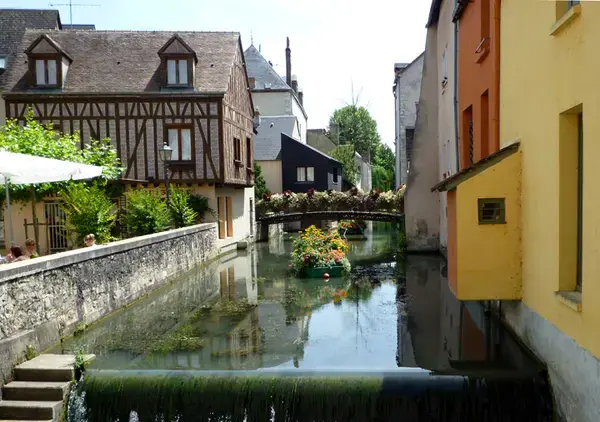 Abri Piscine Amovible Fabricant abri de piscine Montargis