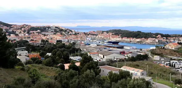 Abri Piscine Amovible Fabricant abri de piscine Port-Vendres